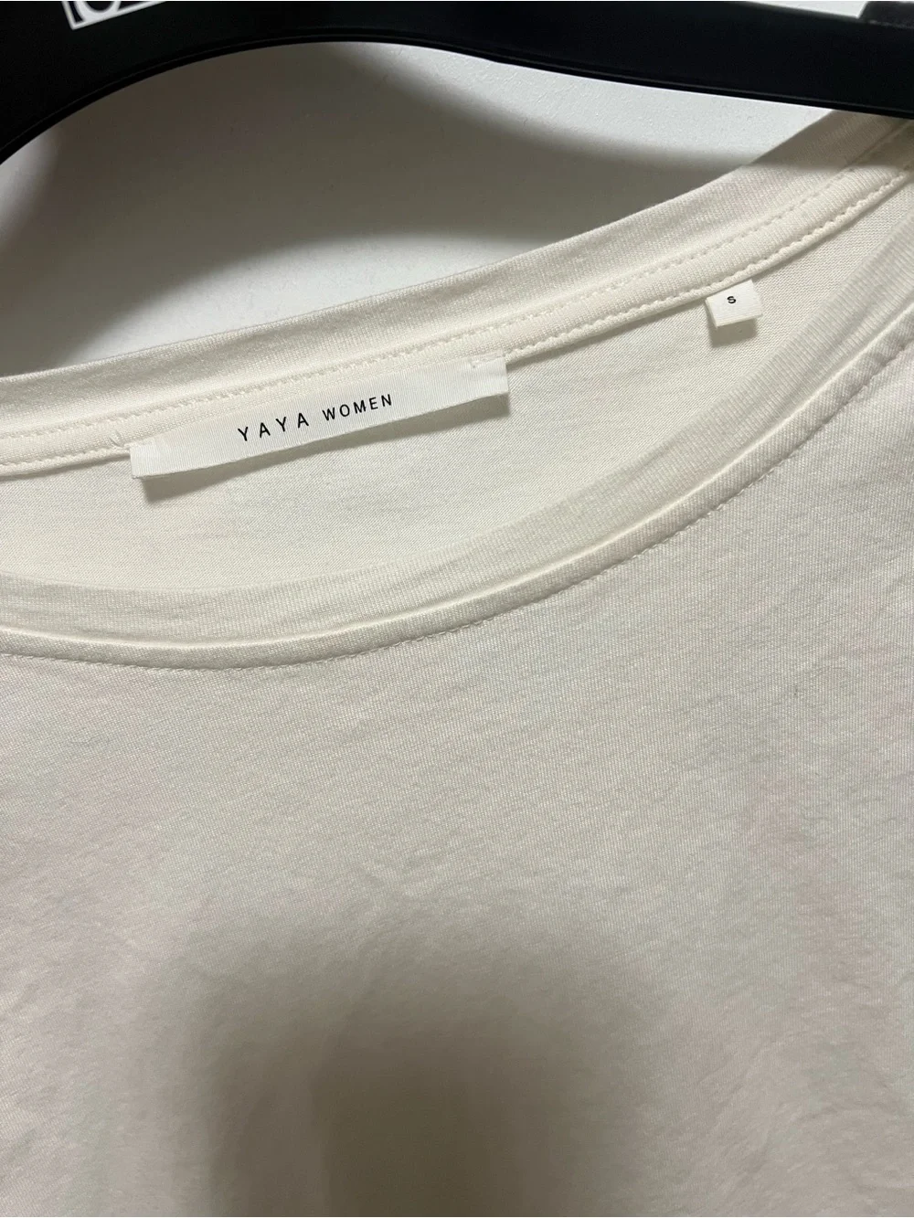 YAYA Cap Sleeve Ruched T-Shirt - Picture 5 of 7